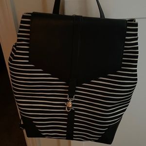 Stella and Dot Black & White Stripped Back Pack